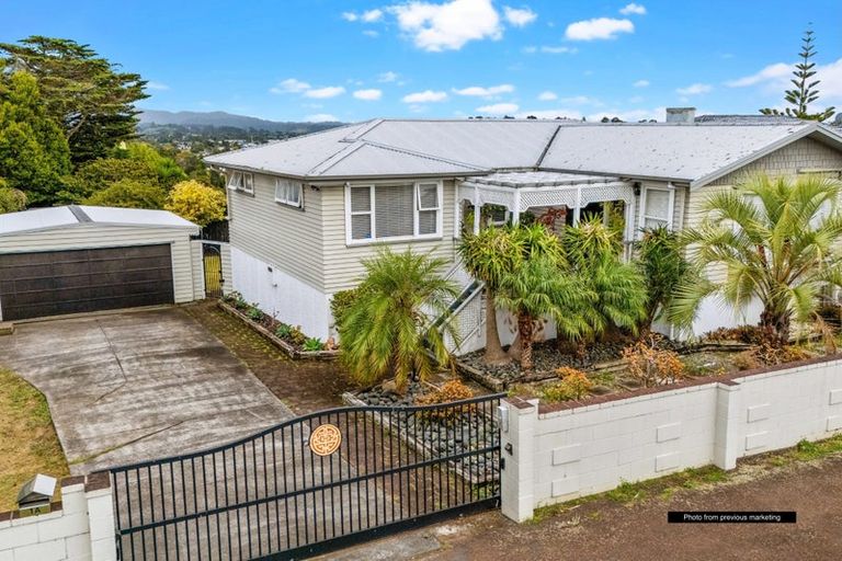 Photo of property in 1a Pleasant Road, Glen Eden, Auckland, 0602