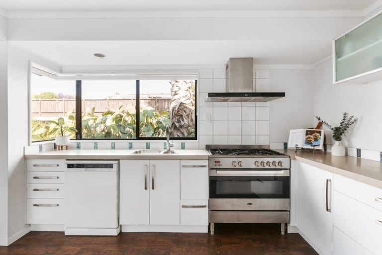 Photo of property in 21 Apollo Street, Otumoetai, Tauranga, 3110