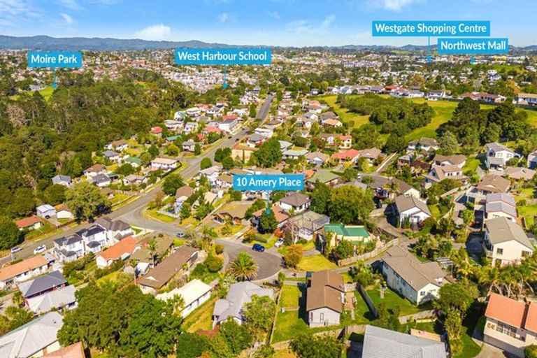 Photo of property in 10 Amery Place, West Harbour, Auckland, 0618