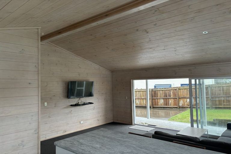 Photo of property in 85 Simpson Road, Papamoa Beach, Papamoa, 3118