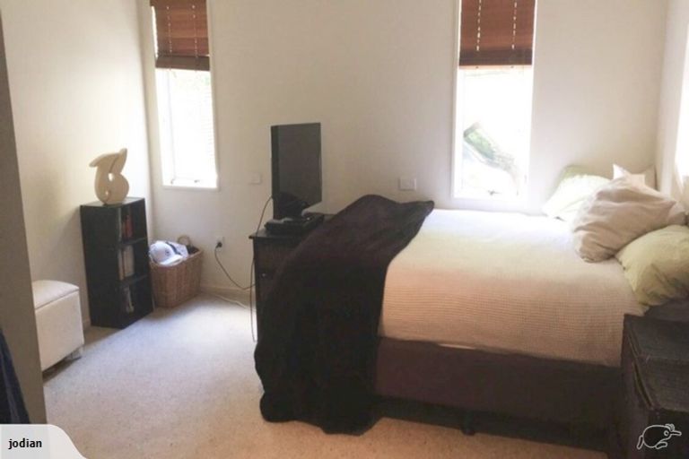 Photo of property in 136 Port Hills Road, Heathcote Valley, Christchurch, 8022