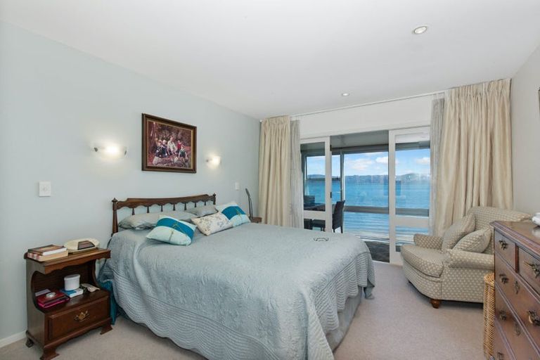 Photo of property in 1a Gill Road, Lowry Bay, Lower Hutt, 5013