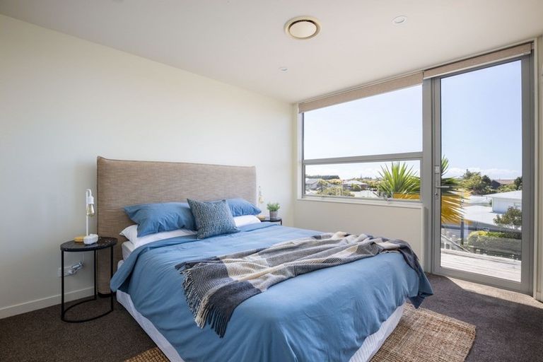 Photo of property in 14b Maple Crescent, Whalers Gate, New Plymouth, 4310