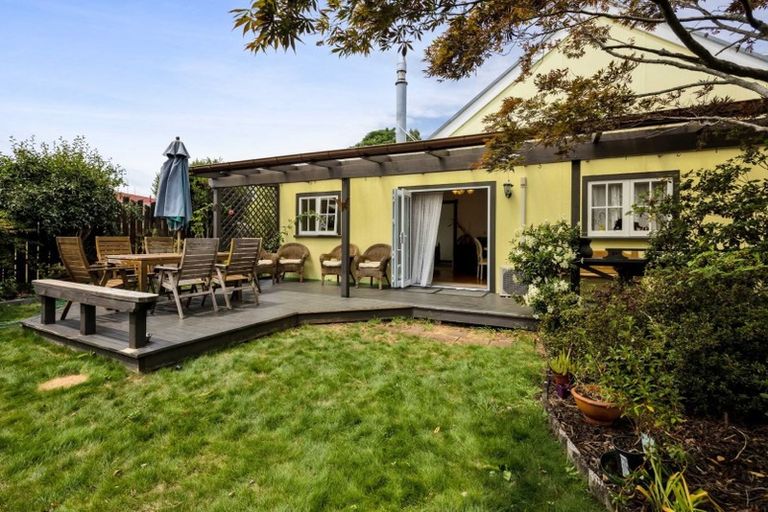 Photo of property in 543 Manutahi Road, Lepperton, New Plymouth, 4373