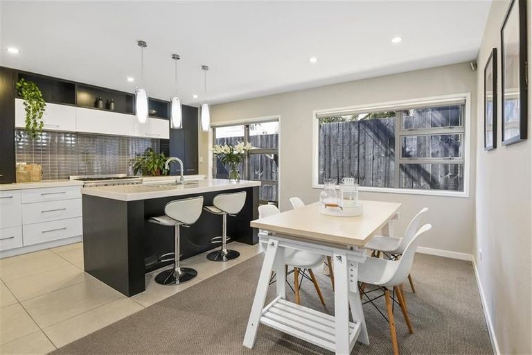 Photo of property in 28b Abercrombie Street, Howick, Auckland, 2014