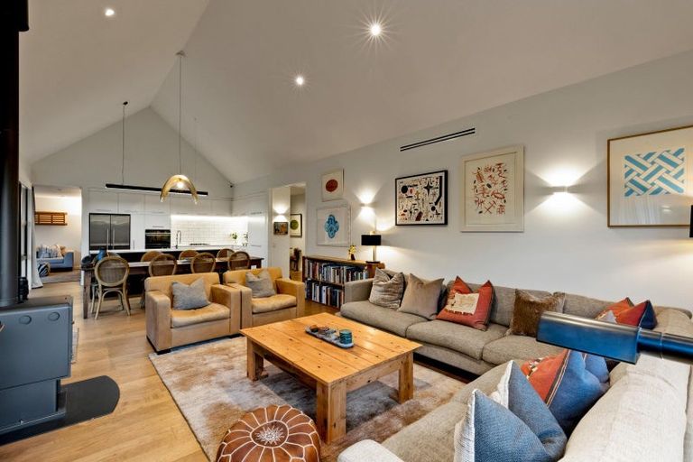 Photo of property in 54 Falconer Rise, Jacks Point, Queenstown, 9371