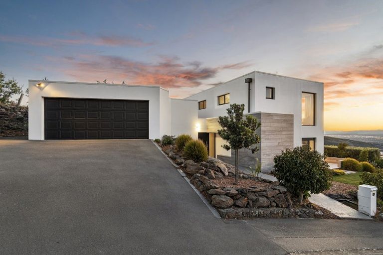 Photo of property in 280 Major Hornbrook Road, Mount Pleasant, Christchurch, 8081