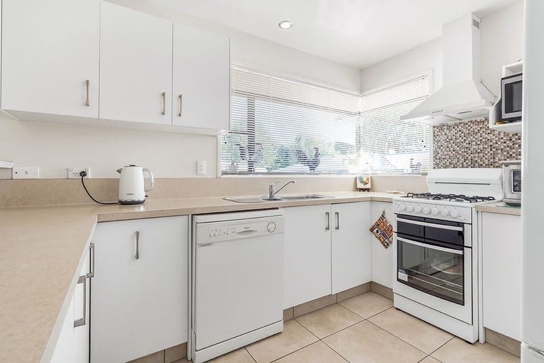 Photo of property in 30 Ranui Street, Dinsdale, Hamilton, 3204