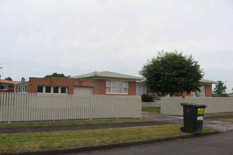 Photo of property in 3 Fausett Avenue, Pukekohe, 2120