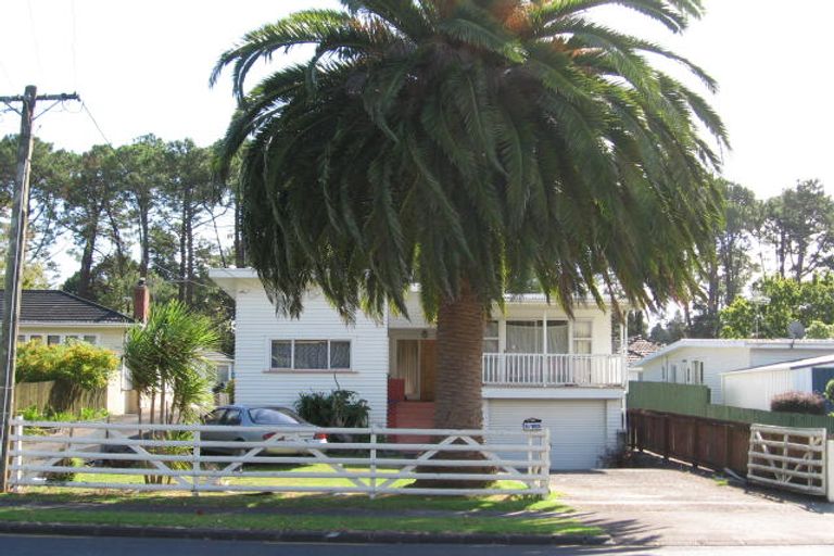 Photo of property in 2/155 Portage Road, New Lynn, Auckland, 0600