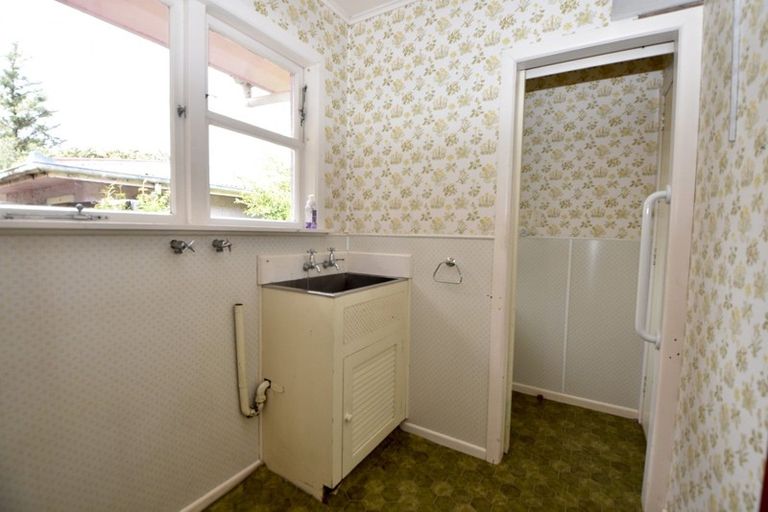 Photo of property in 21 Taverner Street, Carterton, 5713