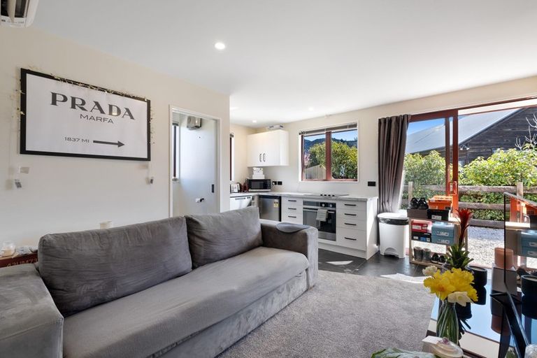 Photo of property in 47 Lagoon Avenue, Albert Town, Wanaka, 9305