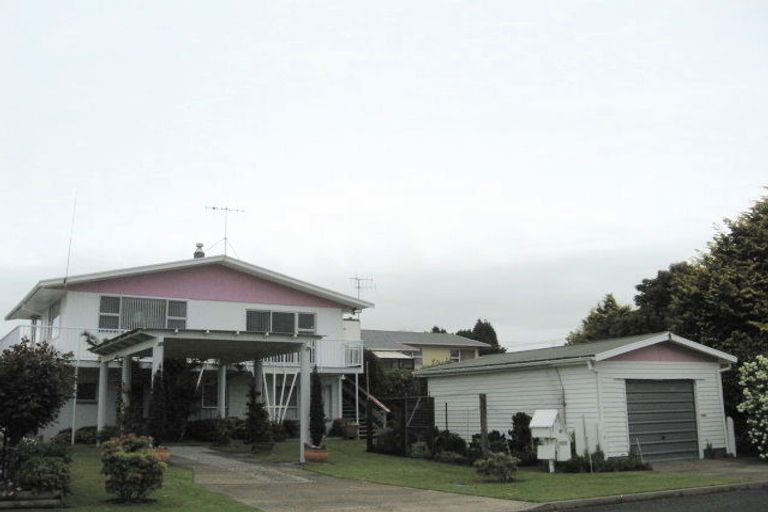 Photo of property in 2 Mission Place, Opotiki, 3122