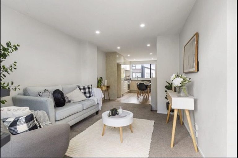 Photo of property in 21 Marumaru Lane, Manurewa, Auckland, 2102