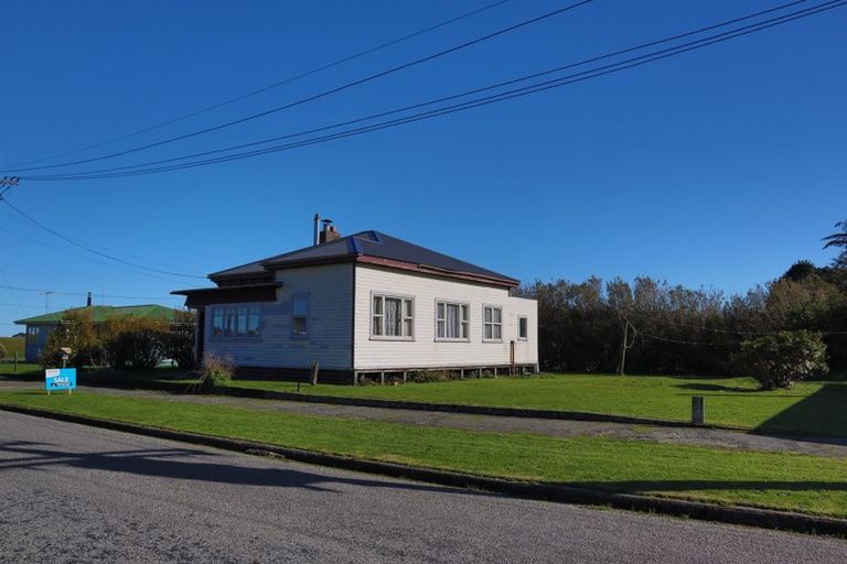 Photo of property in 22 Newcastle Street, Cobden, Greymouth, 7802