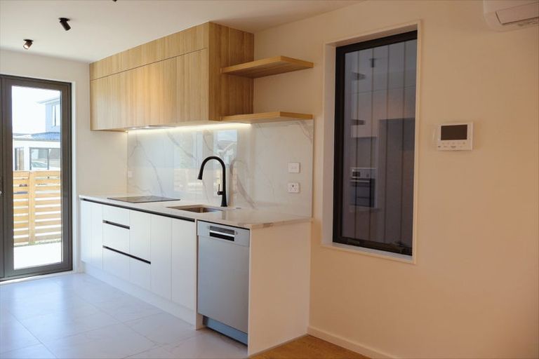 Photo of property in 12 Corporal Street, Papakura, 2110