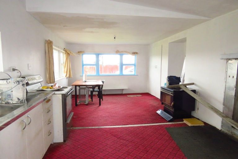 Photo of property in 17 Ives Street, Hector, 7822