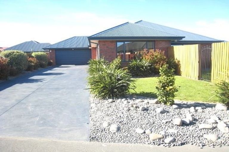 Photo of property in 13 Cressida Close, Rolleston, 7614