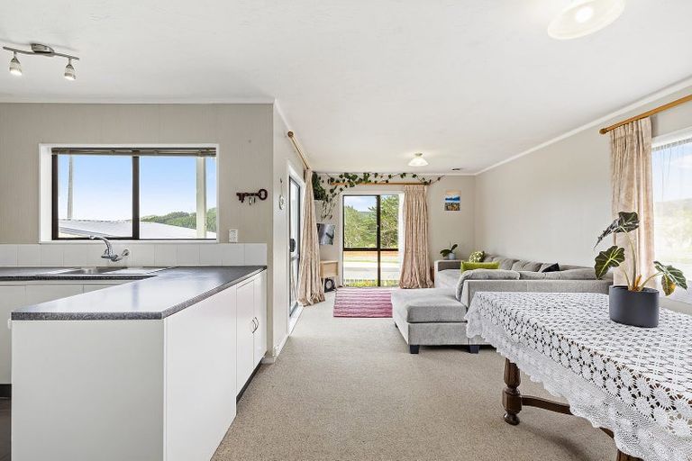 Photo of property in 129 Jamaica Drive, Grenada North, Wellington, 5028