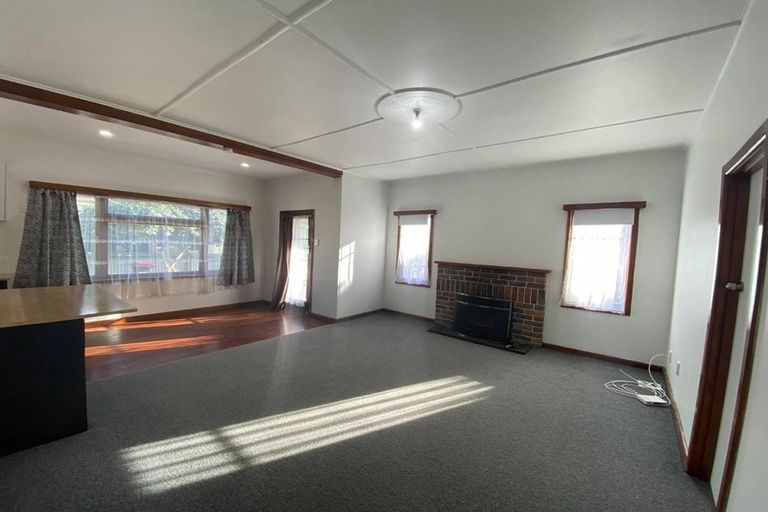 Photo of property in 223 Grove Road, Mayfair, Hastings, 4122