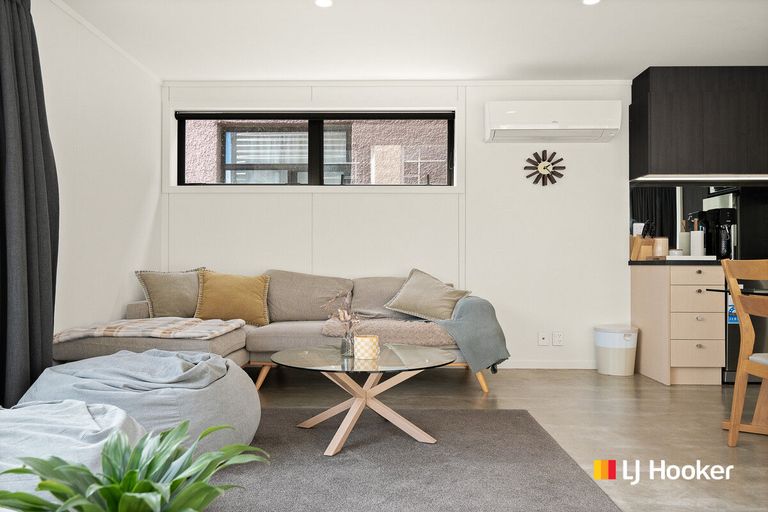 Photo of property in 108 Oxford Street, South Dunedin, Dunedin, 9012