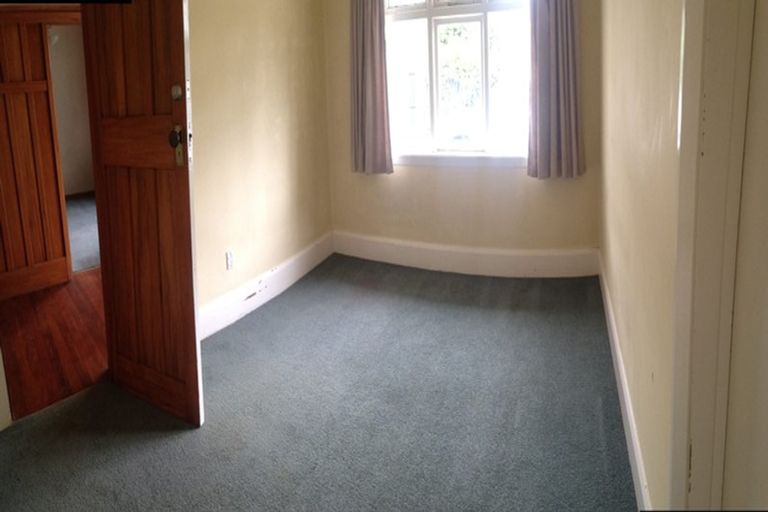 Photo of property in 37 Lyndon Street, Riccarton, Christchurch, 8041