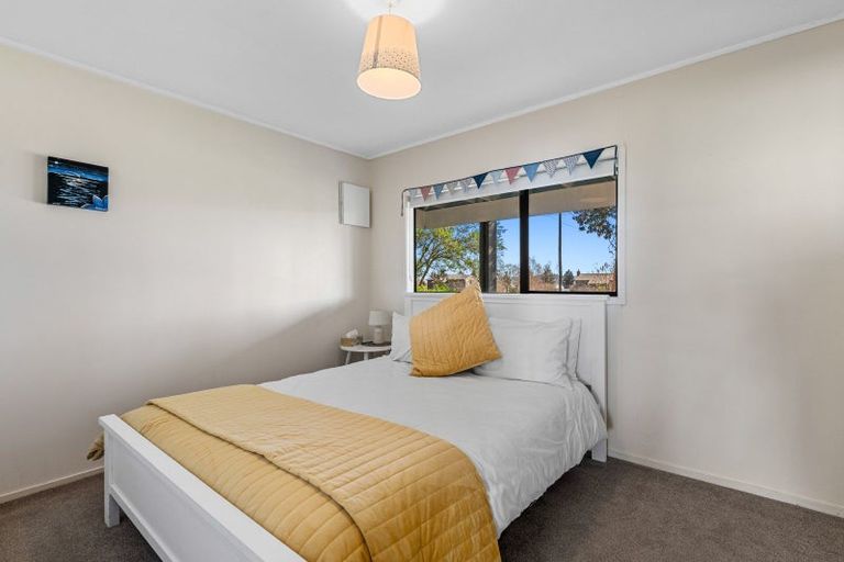 Photo of property in 32 Aoturoa Avenue, Rotoiti Forest, Rotorua, 3074