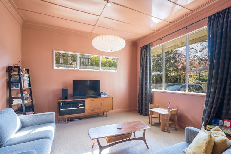 Photo of property in 106 Kawai Street, Nelson South, Nelson, 7010
