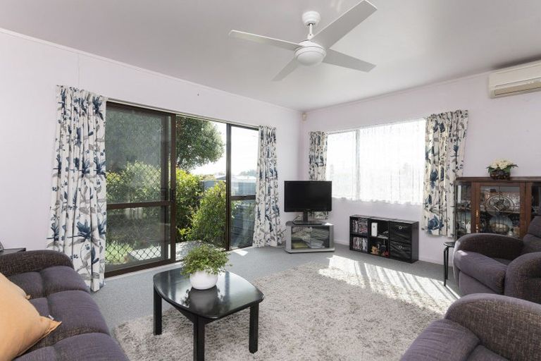 Photo of property in 48 Andrew Street, Elgin, Gisborne, 4010