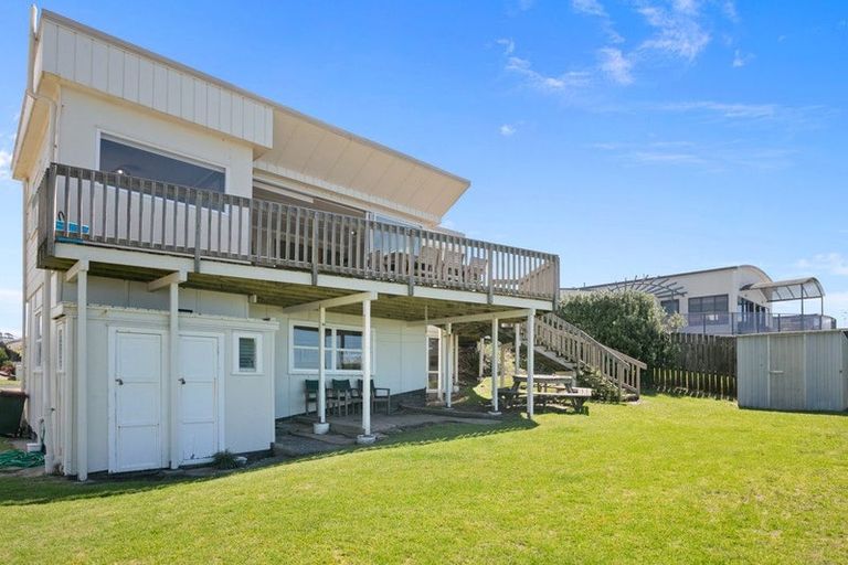 Photo of property in 22 The Loop, Waihi Beach, 3611