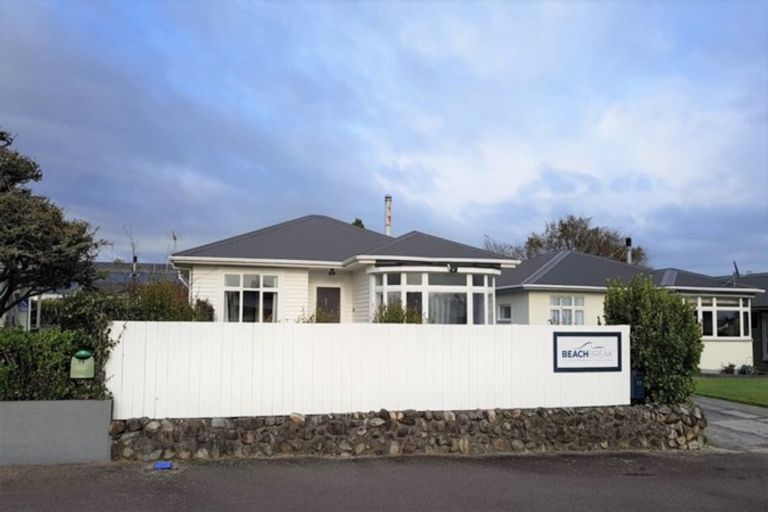 Photo of property in 77 Hampden Street, Hokitika, 7810