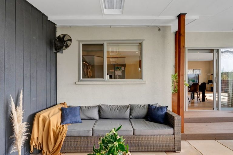 Photo of property in 10 Caledonia Place, Highlands Park, New Plymouth, 4312