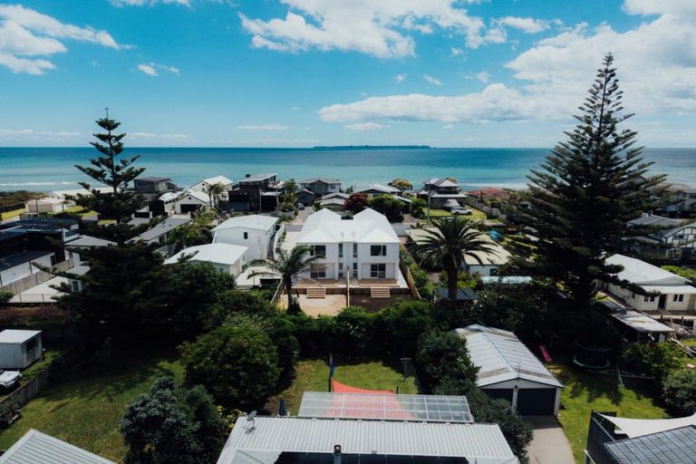 Photo of property in 64a Karewa Parade, Papamoa Beach, Papamoa, 3118