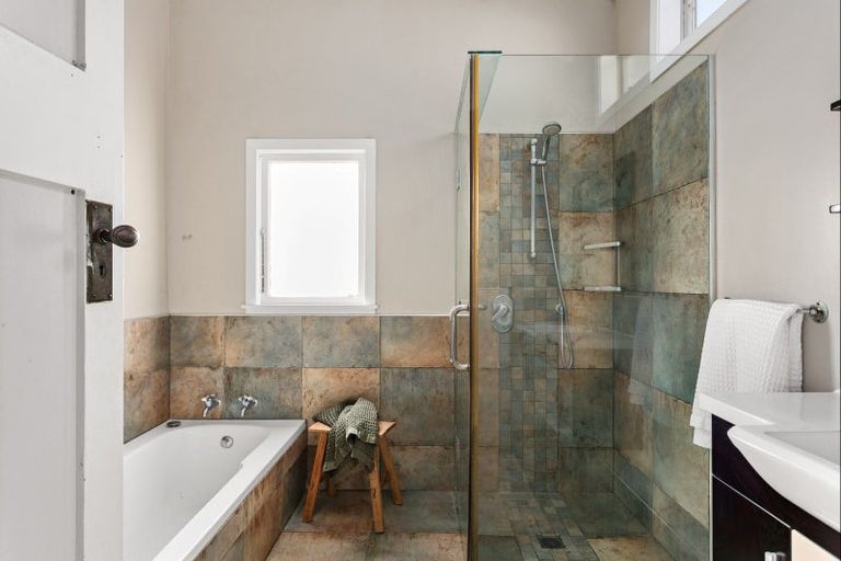 Photo of property in 385 Clifford Street, Mangapapa, Gisborne, 4010