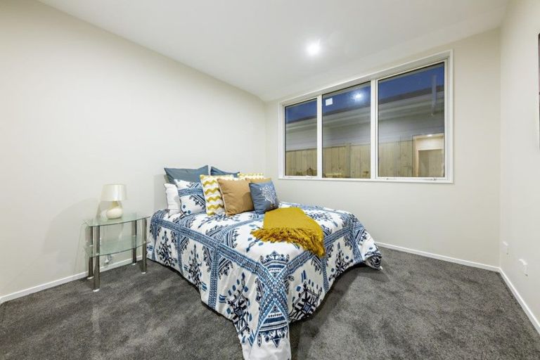 Photo of property in 42 Sapwood Crescent, Takanini, 2110