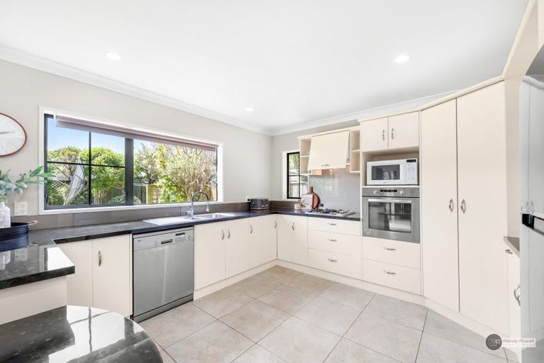 Photo of property in 9 Wilford Street, Woburn, Lower Hutt, 5011