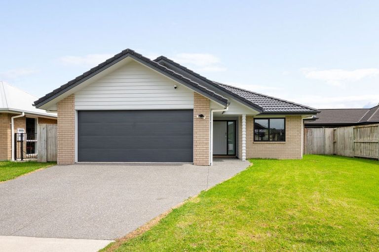 Photo of property in 19 Teatree Close, Huntington, Hamilton, 3210