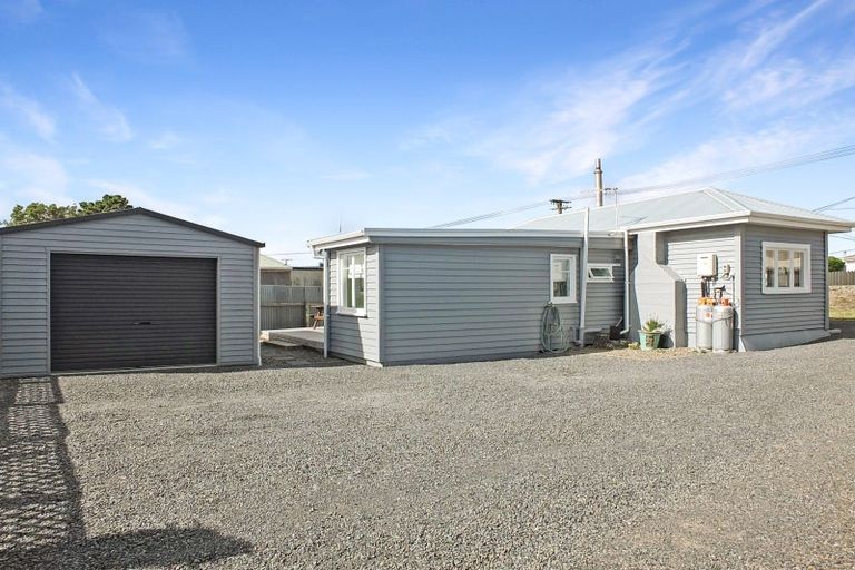 Photo of property in 15 Roore Street, Foxton Beach, Foxton, 4815