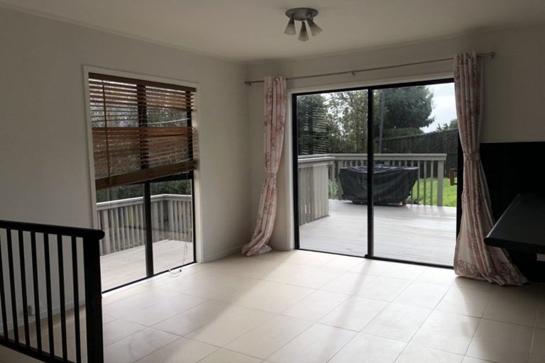 Photo of property in 117a Browns Bay Road, Browns Bay, Auckland, 0630