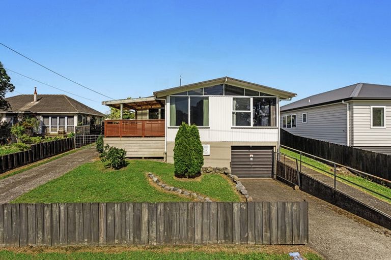 Photo of property in 17 River Road, Kawerau, 3127