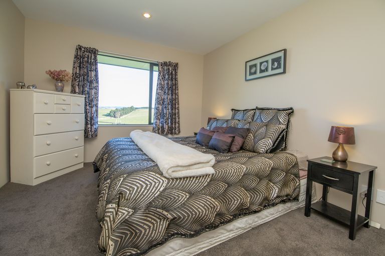 Photo of property in 195 Mound Road, Broomfield, 7482