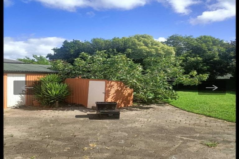 Photo of property in 28 Rangitane Street, Palmerston North, 4414