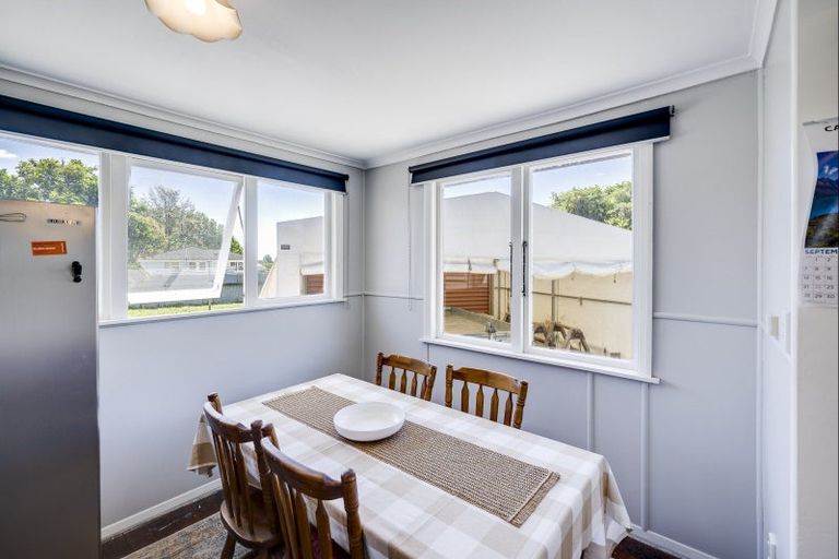 Photo of property in 30 Tasman Street, Havelock North, 4130