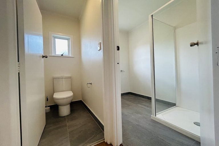 Photo of property in 308 West Coast Road, Glen Eden, Auckland, 0602