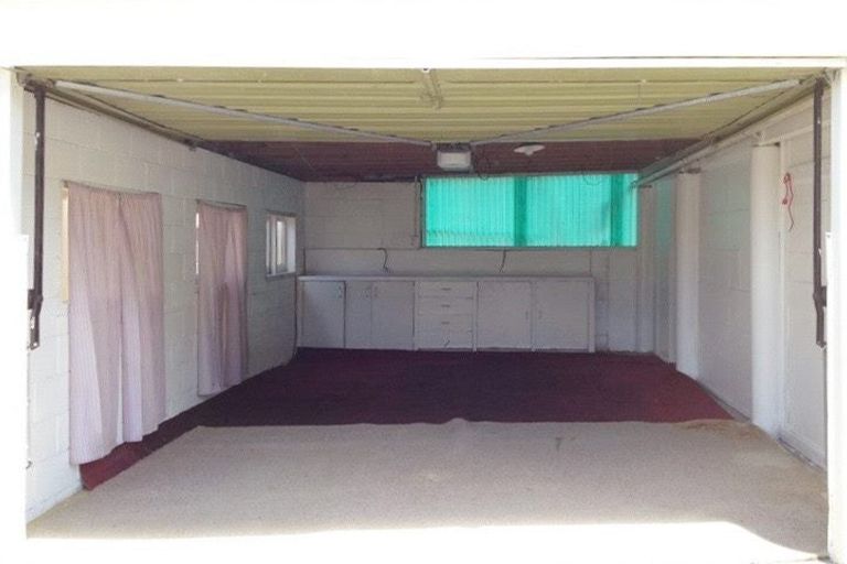 Photo of property in 18 Alton Terrace, Pakuranga Heights, Auckland, 2010