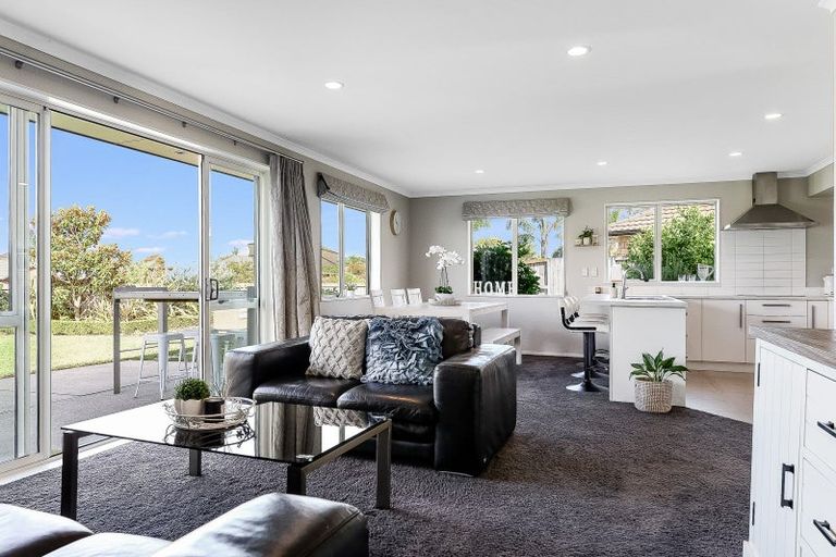 Photo of property in 6 Bentley Rise, Flagstaff, Hamilton, 3210