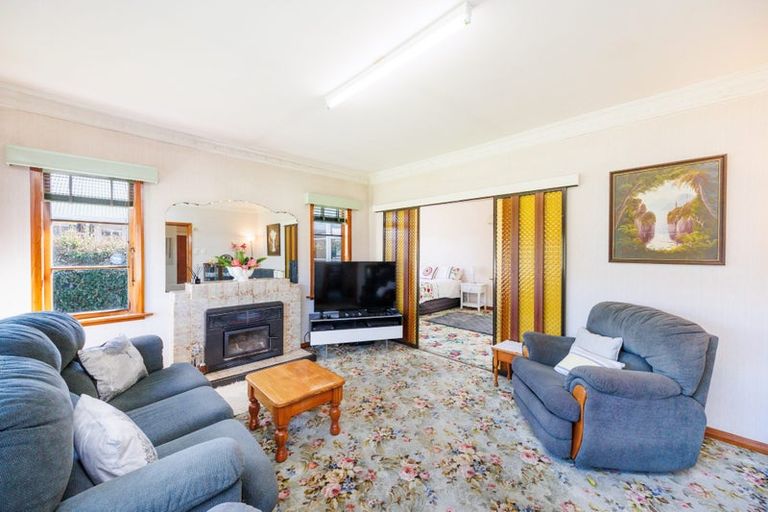 Photo of property in 6 Freyberg Street, Roslyn, Palmerston North, 4414