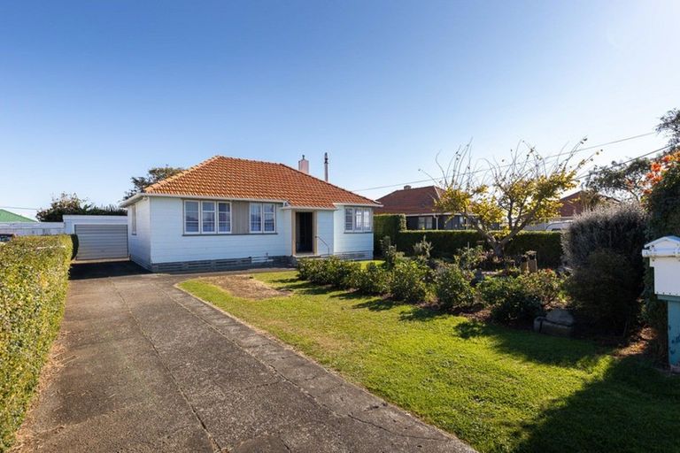Photo of property in 41 Seymour Street, Waitara, 4320