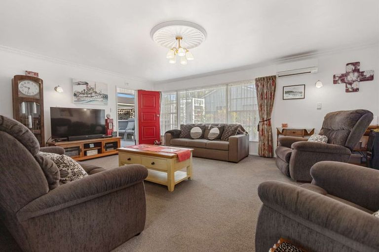 Photo of property in 2b Wybo Veldman Place, Whakatane, 3120