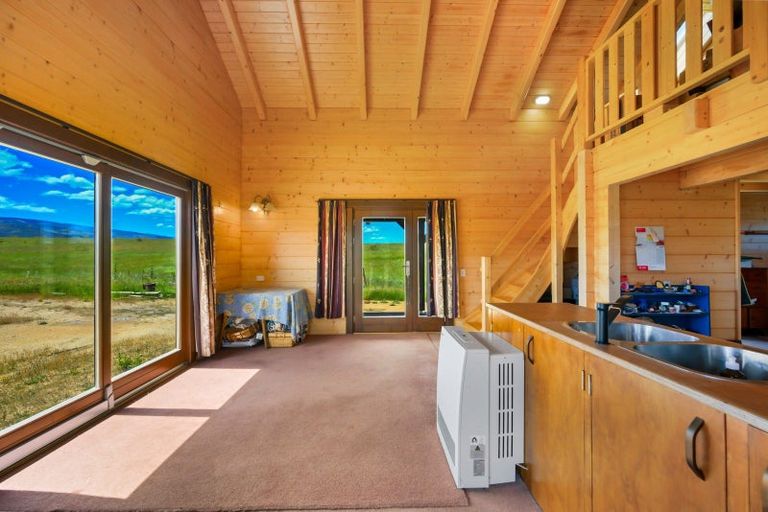 Photo of property in 38 Scrubby Gully Road, Waikerikeri, Alexandra, 9393